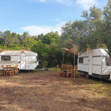 Hôtel Aquariumi Jale Camping Extérieur photo